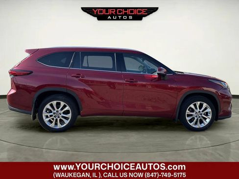 Used 2022 Toyota Highlander Limited AWD/4WD image 6