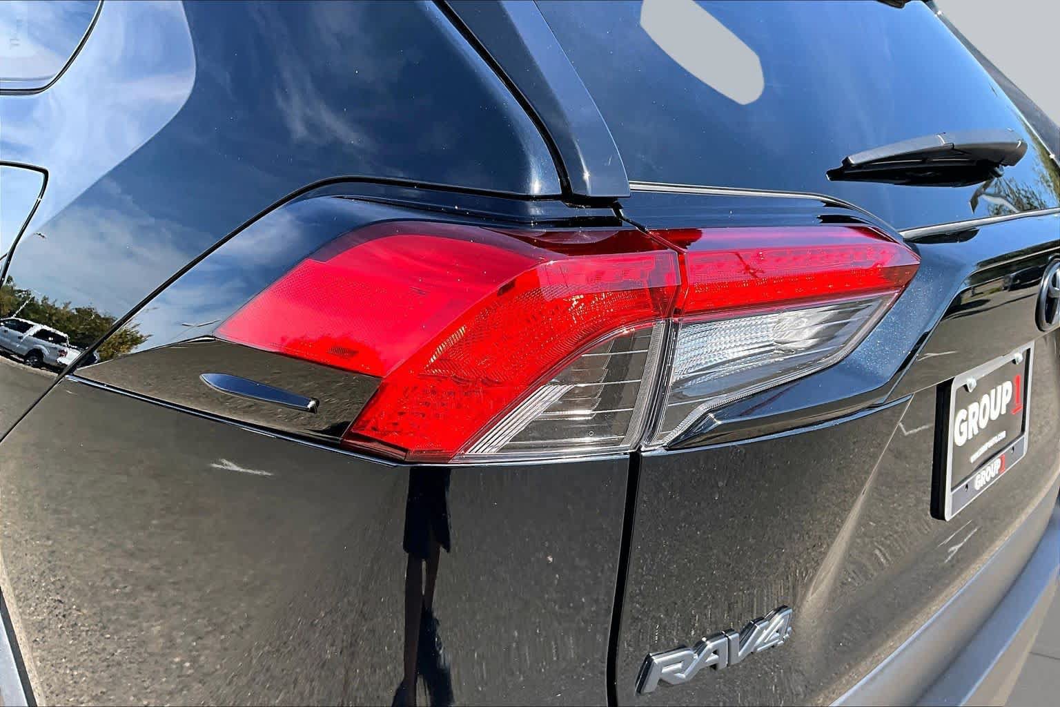 Certified 2024 Toyota RAV4 LE AWD/4WD image 28