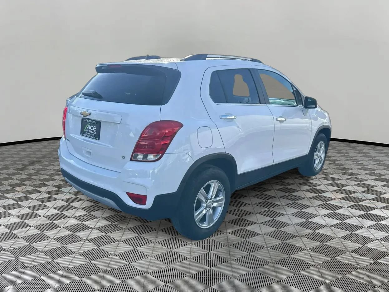 Used 2020 Chevrolet Trax LT w/ LT Convenience Package FWD image 5