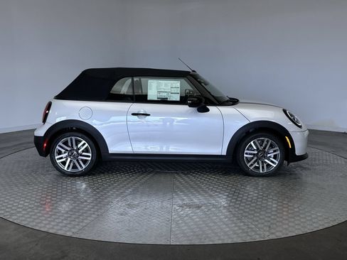 New 2026 MINI Cooper Convertible FWD image 10