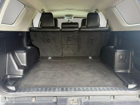 Used 2017 Toyota 4Runner SR5 AWD/4WD image 20