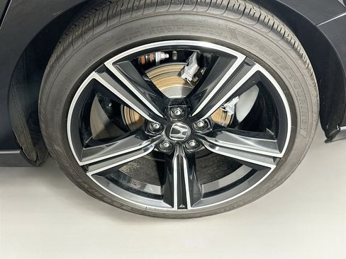 Used 2025 Honda Accord Sport image 11