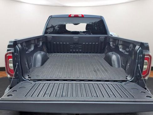Used 2018 GMC Sierra 1500 SLT w/ SLT Premium Package AWD/4WD image 22