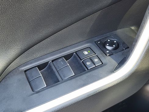 Used 2020 Toyota RAV4 XSE image 29