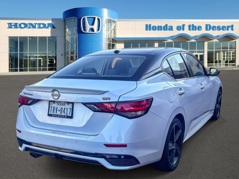 Used 2024 Nissan Sentra SR FWD image 6