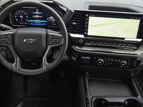 New 2026 Chevrolet Silverado 2500 ZR2 AWD/4WD image 28