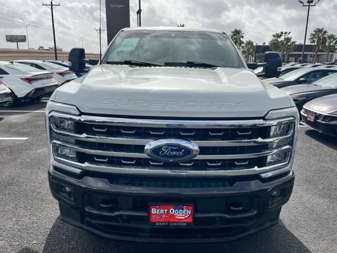 Used 2024 Ford F250 King Ranch w/ FX4 Off-Road Package AWD/4WD image 2