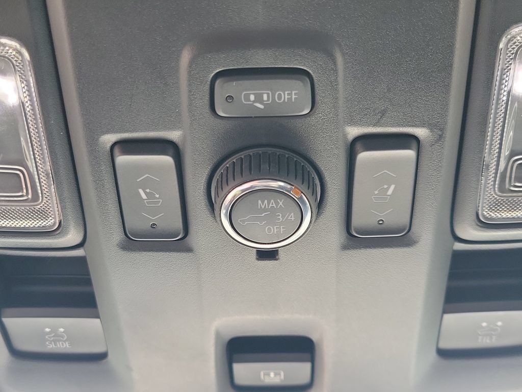 Used 2021 GMC Yukon AT4 w/ AT4 Premium Plus Package AWD/4WD image 35