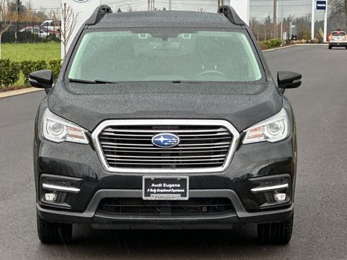 Used 2022 Subaru Ascent Limited image 8