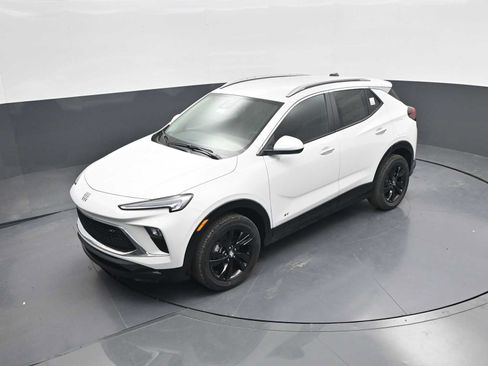 New 2026 Buick Encore GX Sport Touring w/ Comfort Package AWD/4WD image 31