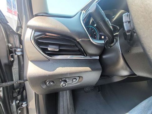 Used 2020 Chevrolet Traverse RS FWD image 17