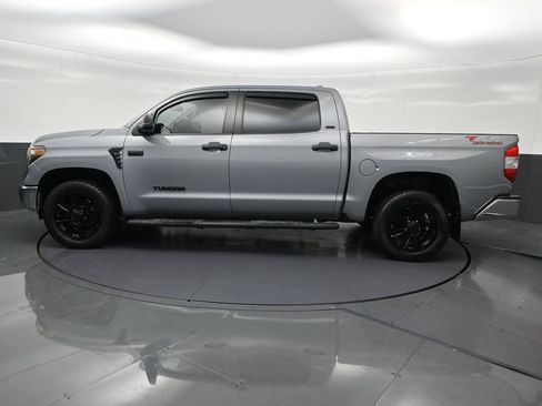 Used 2021 Toyota Tundra SR5 w/ SR5 Upgrade Package AWD/4WD image 2