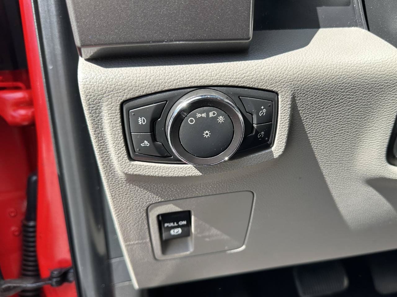 Used 2016 Ford F150 XLT AWD/4WD image 47