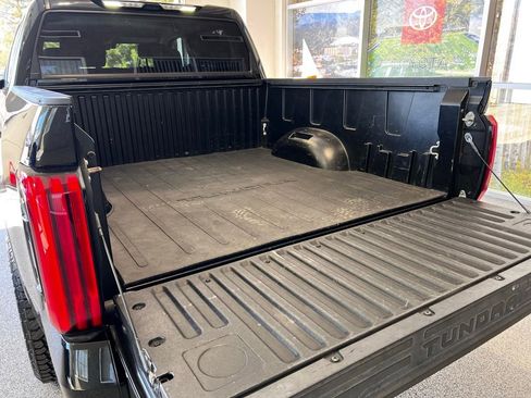 Used 2022 Toyota Tundra SR5 w/ SR5 Convenience Package image 57