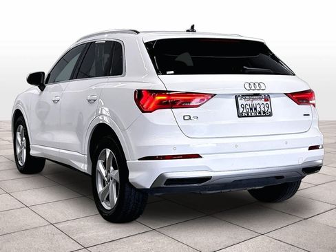 Used 2020 Audi Q3 2.0T Premium w/ Convenience Package AWD/4WD image 13