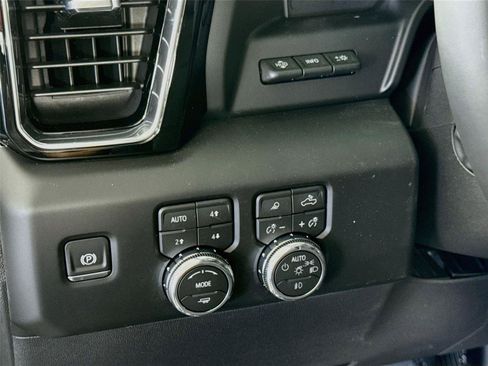 New 2026 GMC Sierra 1500 Denali w/ Denali Reserve Package AWD/4WD image 4