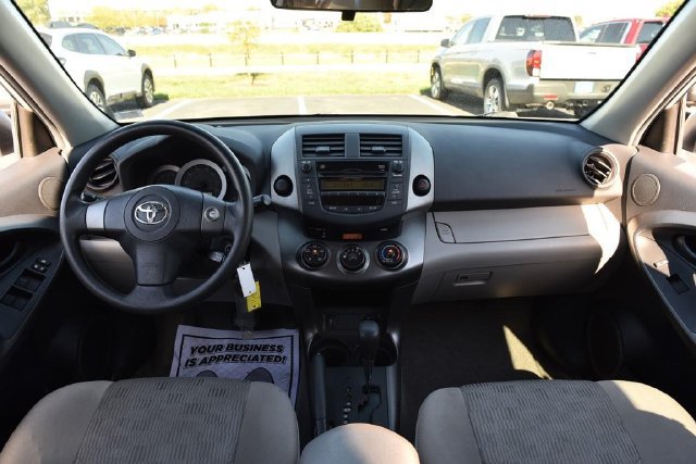 Used 2010 Toyota RAV4 2WD w/ Base L4 Extra Value Pkg image 19