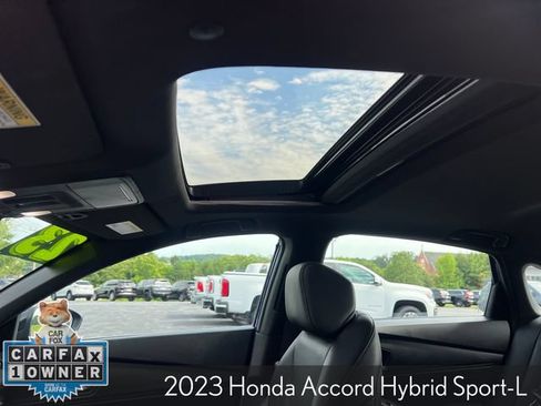 Used 2023 Honda Accord Sport image 17