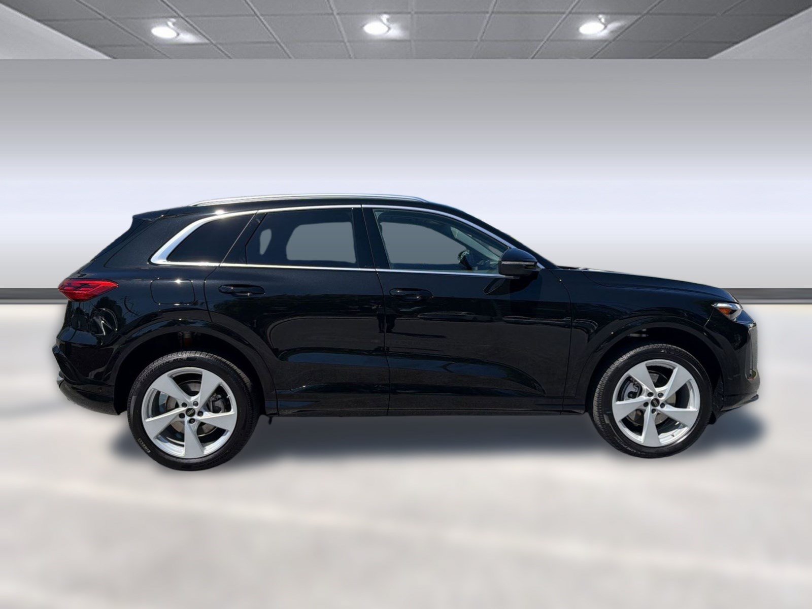 New 2026 Audi Q5 Premium Plus w/ Premium Plus AWD/4WD image 8