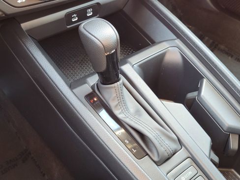 Certified 2024 Honda Accord EX image 26