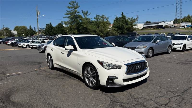 Used 2019 INFINITI Q50 Signature Edition w/ Cargo Package (L96) RWD image 3