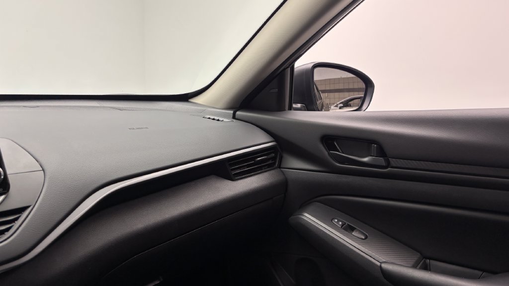 Used 2025 Nissan Altima 2.5 S FWD image 23