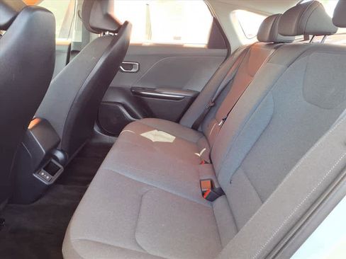 Used 2025 Kia K4 LXS FWD image 20