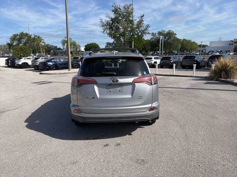 Used 2016 Toyota RAV4 LE image 6