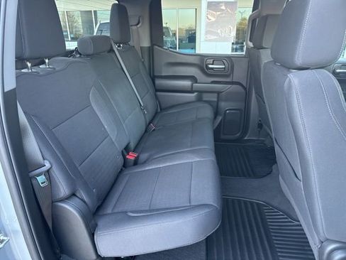 Used 2025 Chevrolet Silverado 1500 Custom Trail Boss w/ LPO, Dark Essentials Package image 11