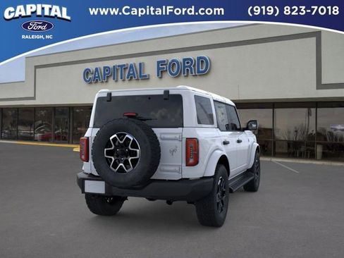 New 2026 Ford Bronco Outer Banks AWD/4WD image 8