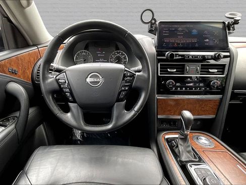 Used 2023 Nissan Armada SL RWD image 8