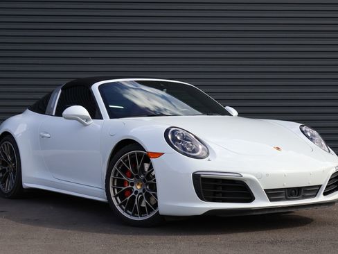 Certified 2017 Porsche 911 Targa 4S image 8
