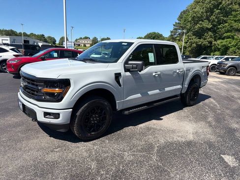 New 2026 Ford F150 XLT w/ Equipment Group 302A MID AWD/4WD image 7