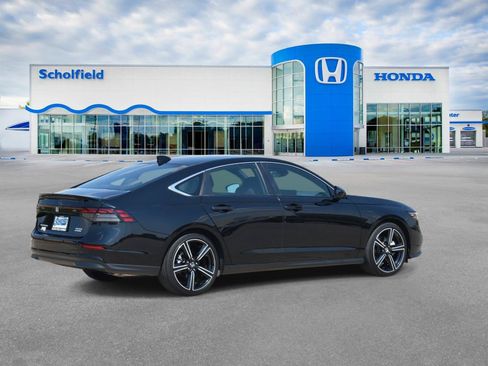 Certified 2025 Honda Accord Sport image 3