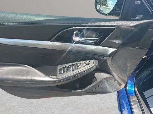 Used 2017 Nissan Maxima SR w/ Midnight Edition FWD image 18
