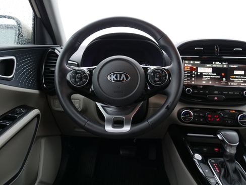 Used 2020 Kia Soul EX image 20
