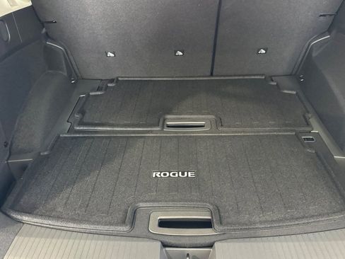 New 2026 Nissan Rogue Platinum w/ Platinum Premium Package image 12