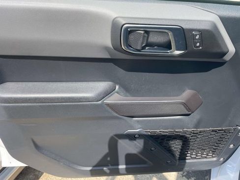 Used 2024 Ford Bronco Black Diamond AWD/4WD image 14