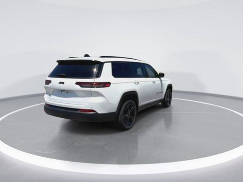 Used 2023 Jeep Grand Cherokee L Laredo AWD/4WD image 10