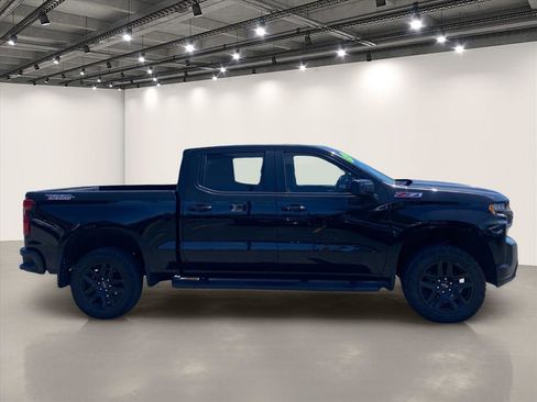 Used 2021 Chevrolet Silverado 1500 LT Trail Boss w/ Convenience Package II AWD/4WD image 8