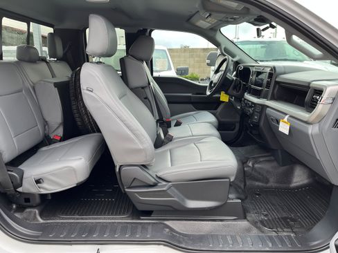 New 2026 Ford F350 XL w/ XL Chrome Package RWD image 5