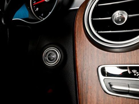 Used 2020 Mercedes-Benz C 300 C 300 w/ AMG Line image 40