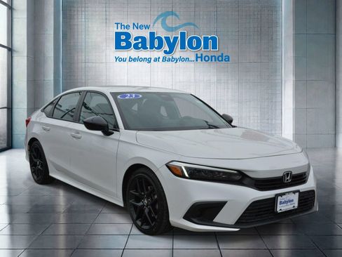 Used 2023 Honda Civic Sport image 6