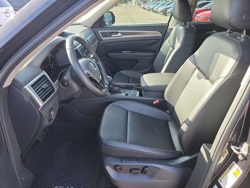 Used 2019 Volkswagen Atlas SEL image 25