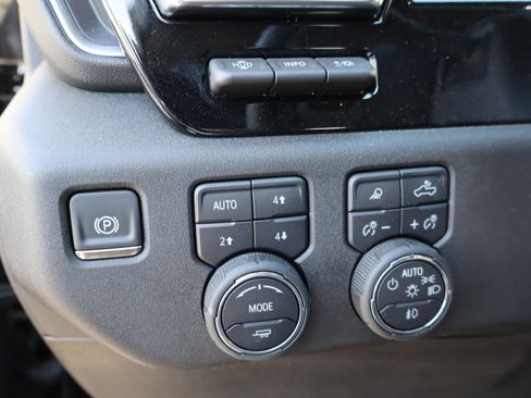 Used 2025 Chevrolet Silverado 2500 LTZ w/ LTZ Plus Package image 22