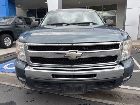 Used 2010 Chevrolet Silverado 1500 LT w/ Power Pack Plus image 9