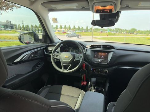 Certified 2023 Chevrolet TrailBlazer LS AWD/4WD image 32