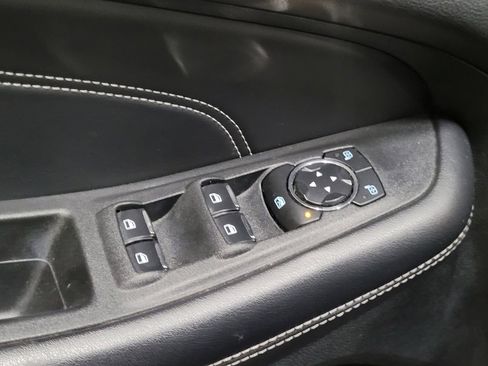 Used 2023 Ford Edge Titanium image 27