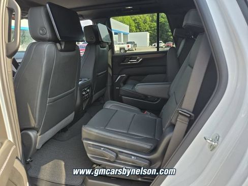 New 2026 GMC Yukon Denali w/ Advanced Technology Package AWD/4WD image 8