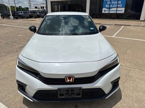 Used 2024 Honda Civic Sport image 5